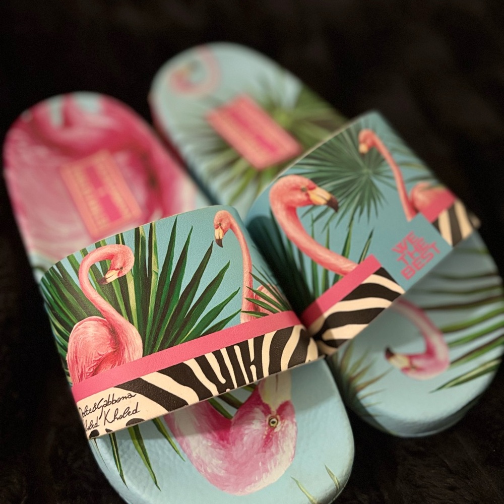 Dolce & Gabbana Flamingo Print Sandals - Pink and Blue